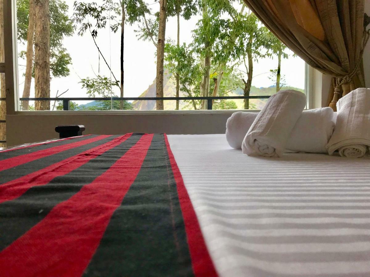 Shades Ella Hotel Luaran gambar