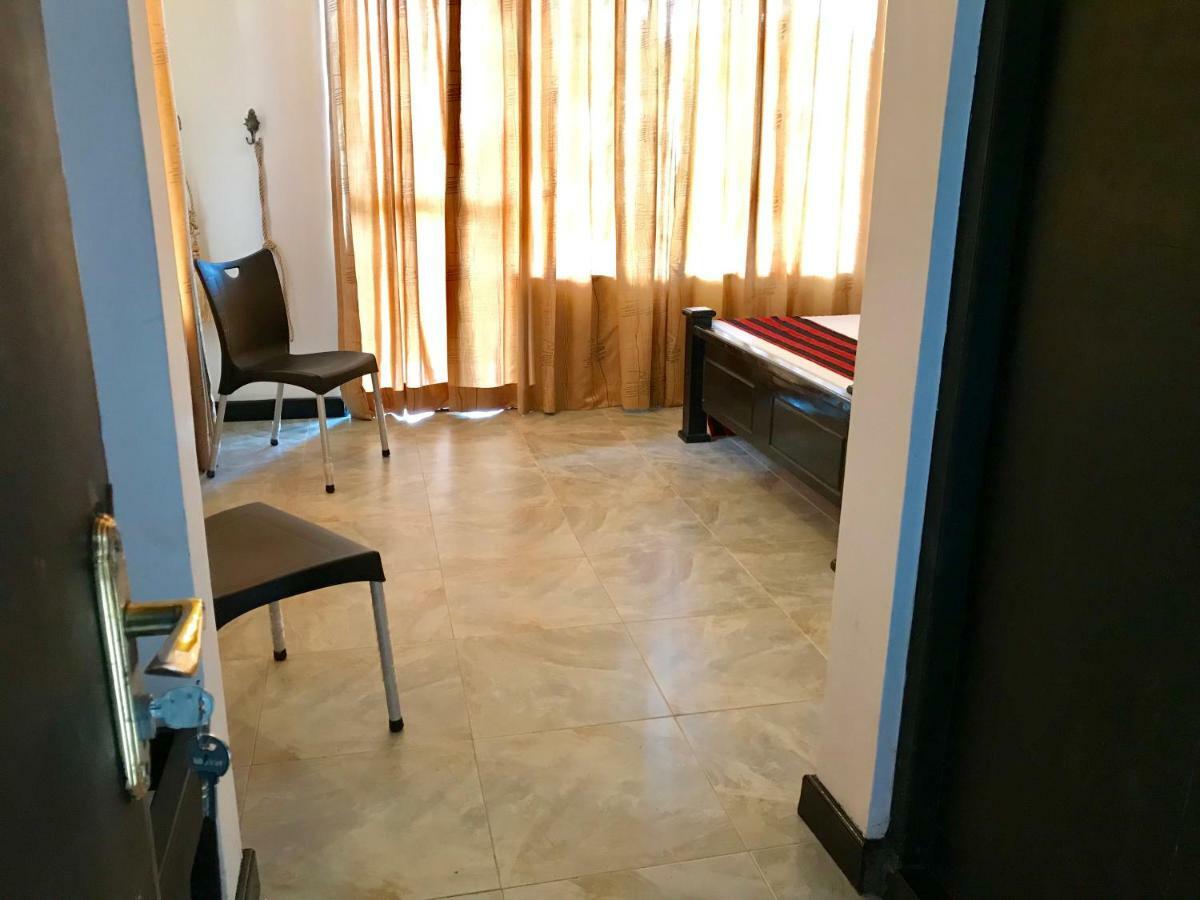 Shades Ella Hotel Luaran gambar