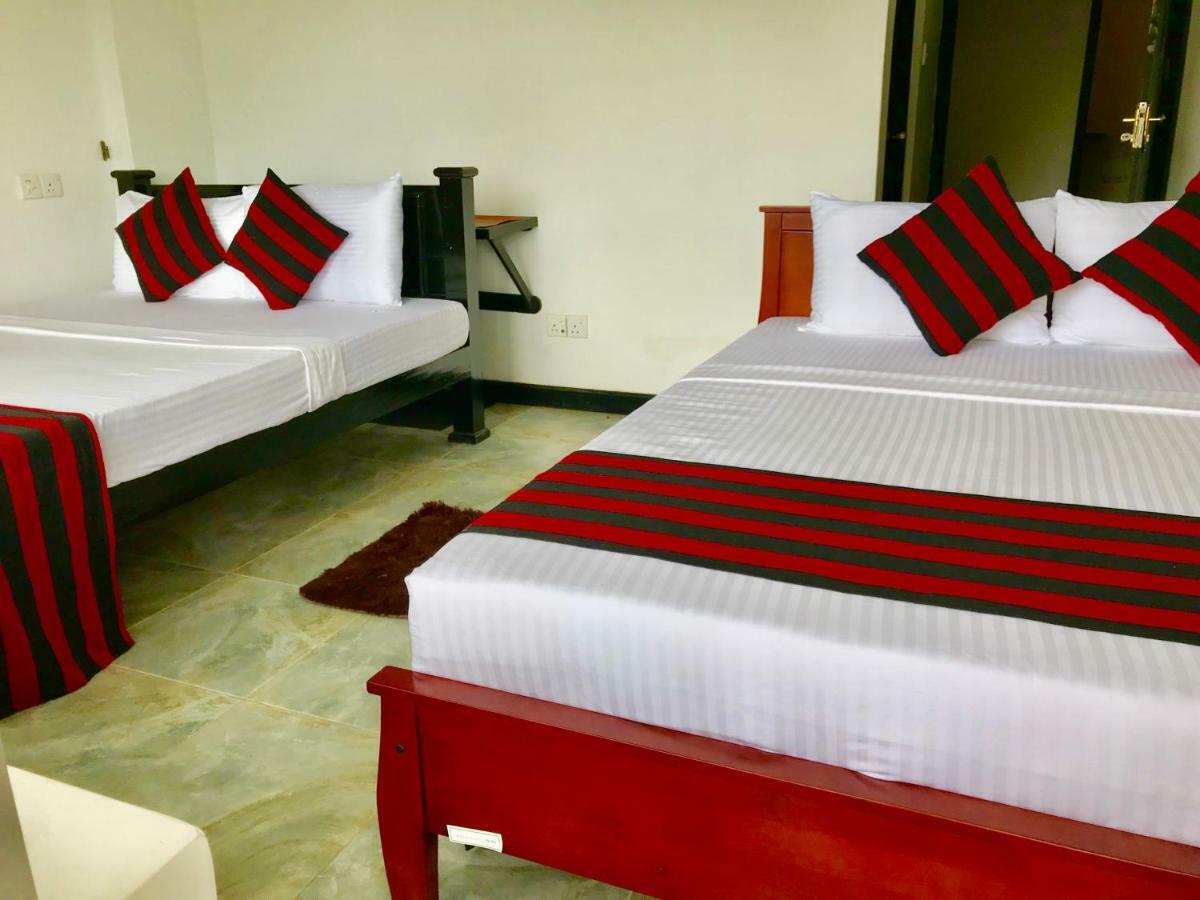 Shades Ella Hotel Luaran gambar