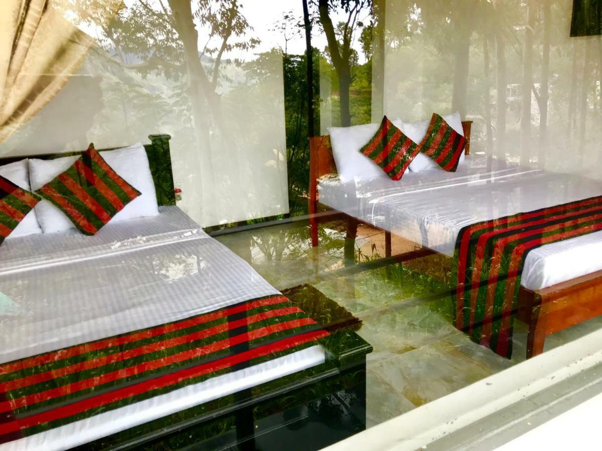 Shades Ella Hotel Luaran gambar