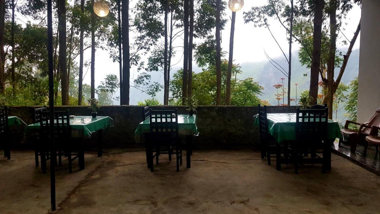 Shades Ella Hotel Luaran gambar